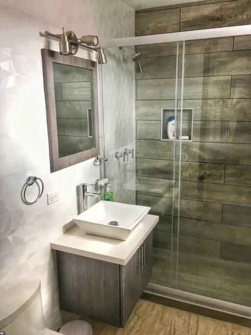 Rooftop Penthouse 3 Bedrooms, Sleeps 8! Cancún Exterior foto